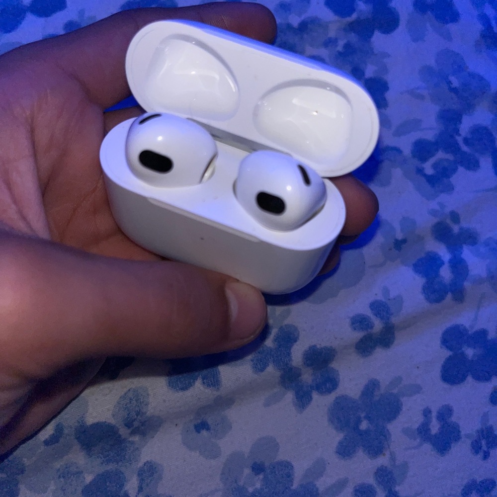 Air pods